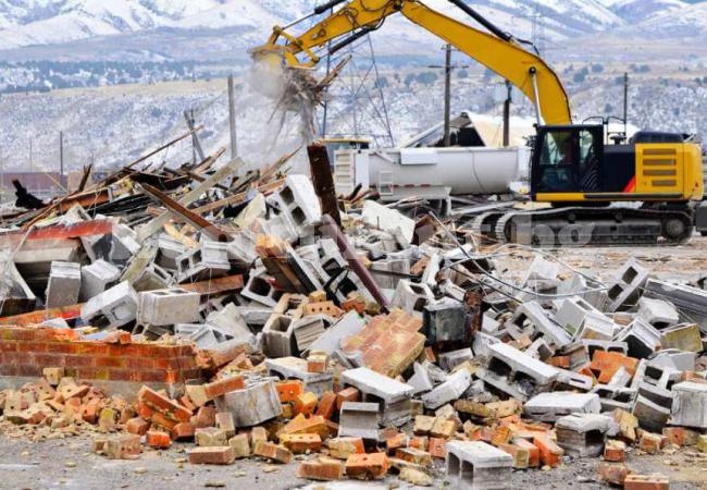 В Мездра въведоха ред за извозването на строителни отпадъци