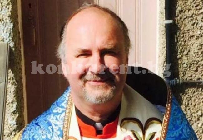 Свещеник подаде оставка, след като разкритикува църквата за четене на корана