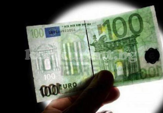 Чернокож мъж пласира фалшиво евро във Вършец
