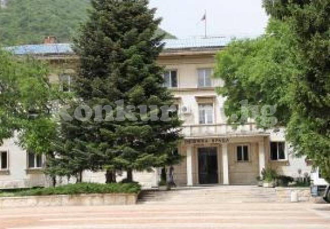 Община Враца поиска над 1 800 000 лв. от министъра на финансите за ремонт на възлови улици 