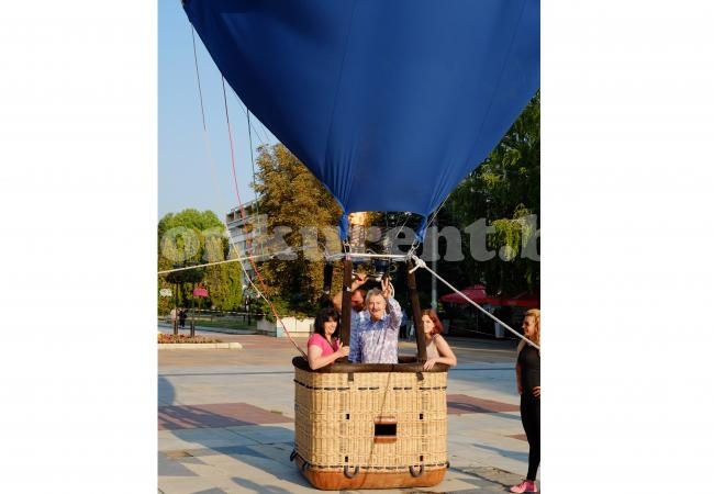 Златко Живков полетя с балон