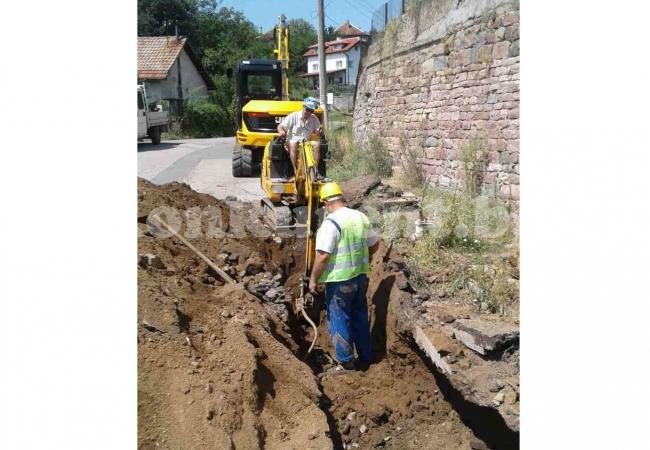 Сменят водопровода в село Слатина
