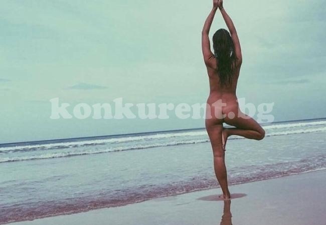 Секси блогърка: Практикувам чисто гола йога, тя направи чудеса за мен (СНИМКИ 18+)  