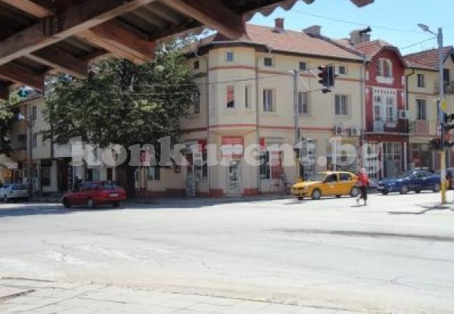 Затварят важен пътен участък във Враца за асфалтиране