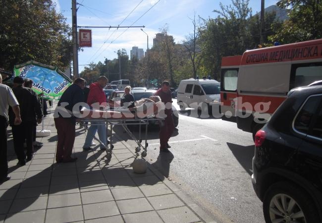 Жена припадна край болницата СНИМКИ