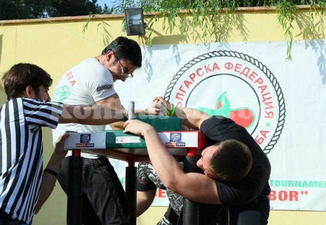 10 от региона показват мускули в Благоевград