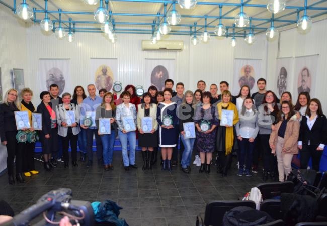 Отличиха 16 учители-будители от Враца - ето кои са те СНИМКИ