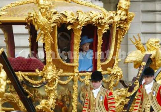 Кралица Елизабет разказа за едно ужасно возене с каляска