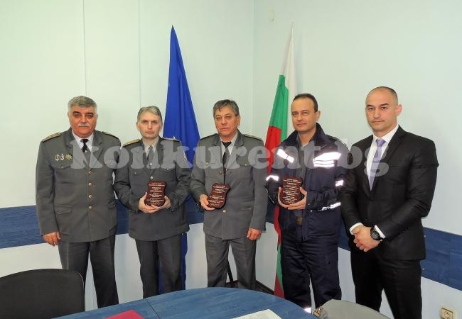 Наградиха победителите в областния етап на конкурса „Пожарникар на годината” 