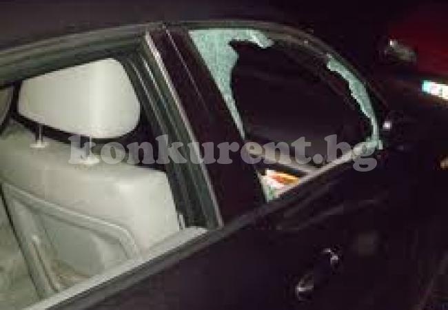 Разбиха колата на жена от Видинско във Враца
