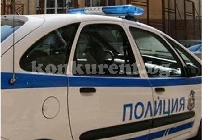 Местен жител увредил таблата на кабеларка в Горна Кремена