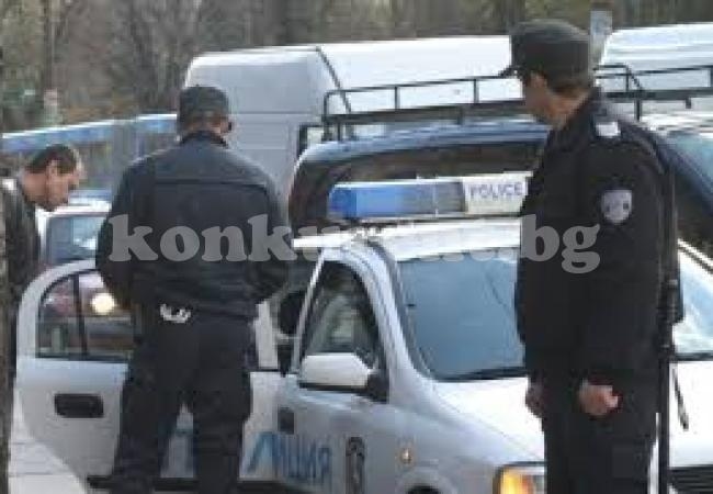 Хванаха криминално проявени с канабис в Борован  