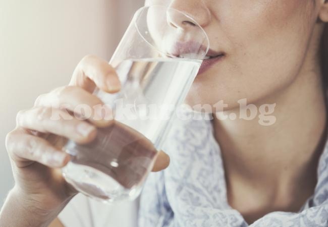 Какво се случва в тялото, когато заместим всички напитки с вода