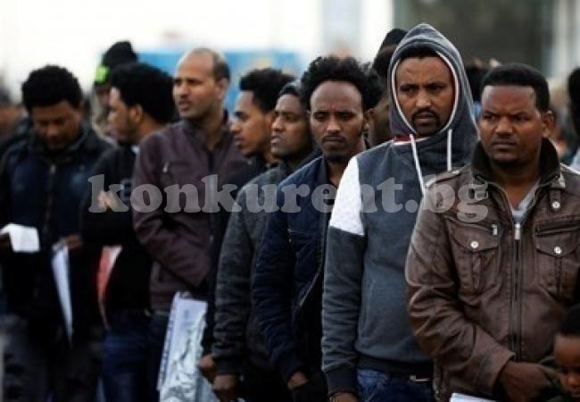 Все повече мигранти се опитват да пътуват с влак от Истанбул към България или Гърция