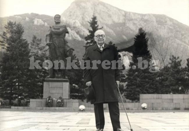 Каменов: Да изградим паметник на Мистер Сенко във Враца