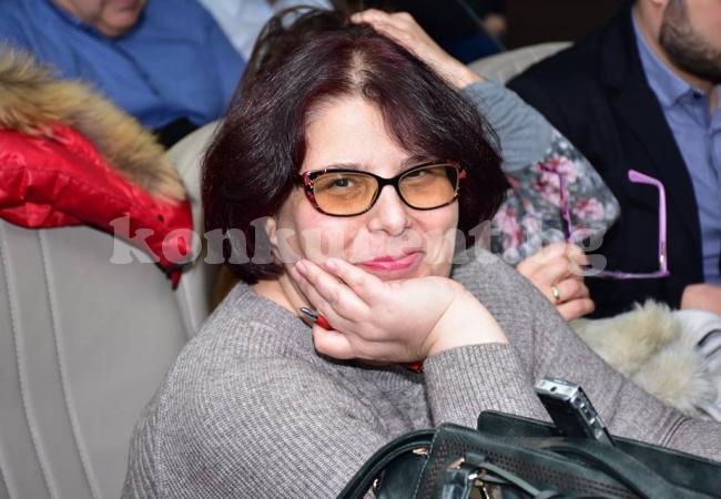 Хитова печели конкурса за пресаташе в съда