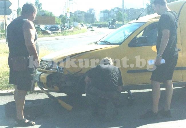 Лека катастрофа във Враца, няма пострадали (СНИМКИ)