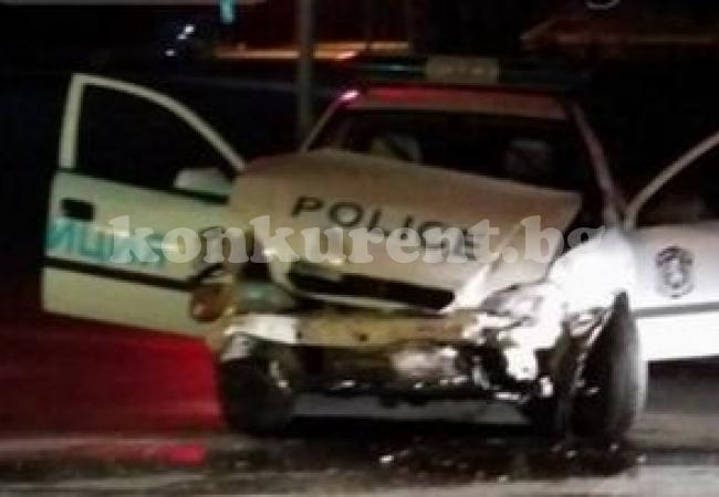 Патрулка катастрофира на булевард в София