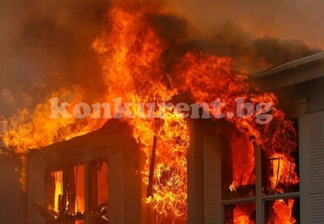 Пожар в старчески дом взе жертви, десетки са ранените