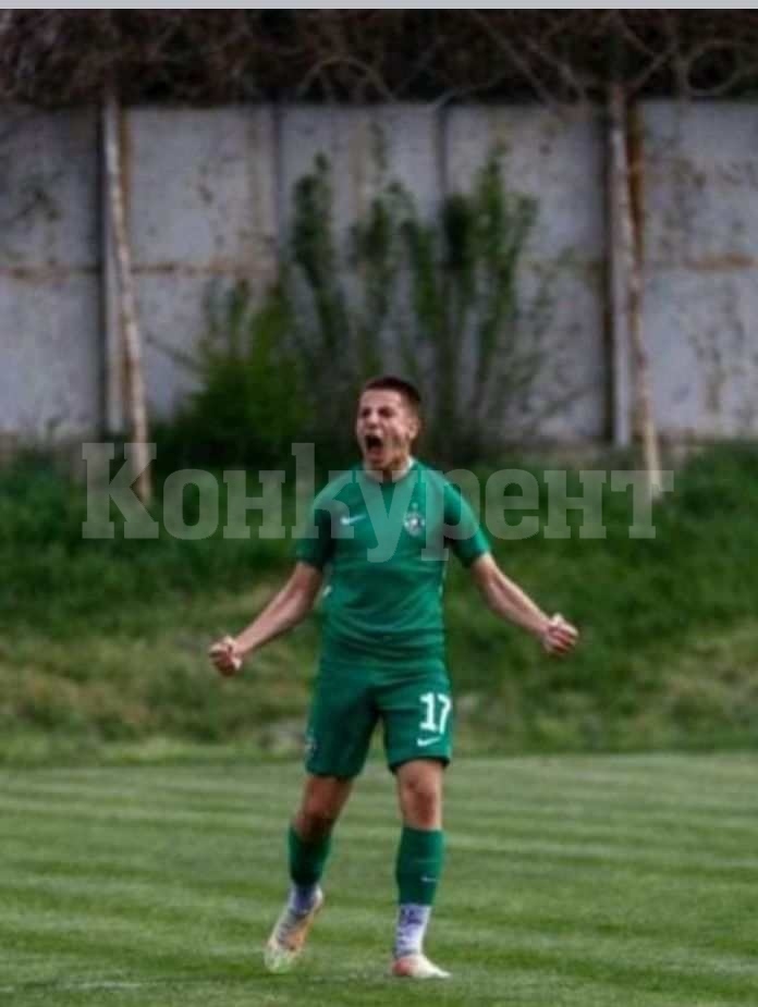Крис получи повиквателна за U17 и от новия треньор