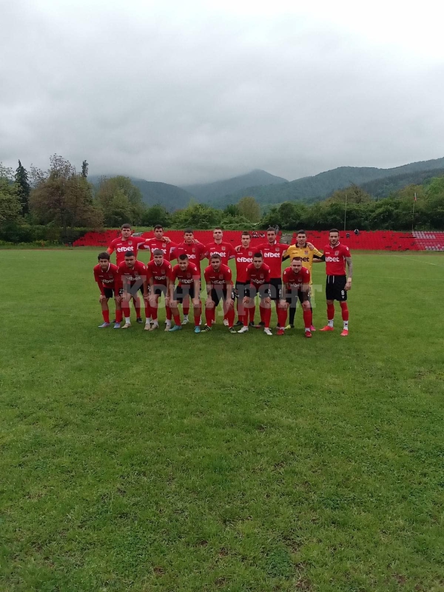 3 от 3 за ОФК Ком, пак би с много