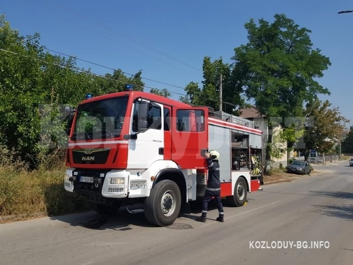 Мъж пострада при пожар в гараж до Синия вир в Козлодуй