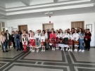 Лазарки от СУ “Козма Тричков” благословиха служителите на Община Враца СНИМКИ