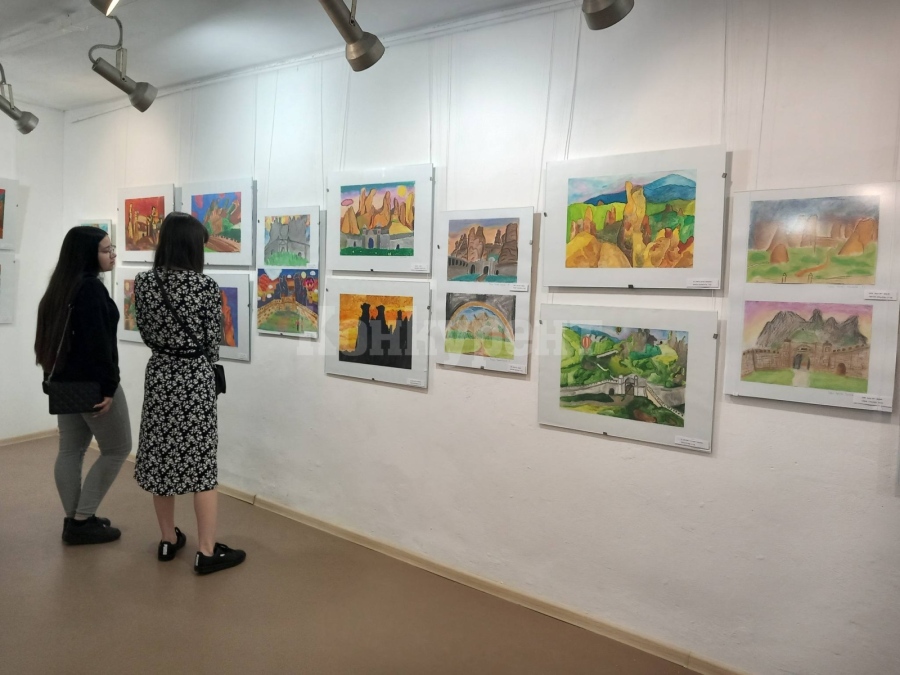 Откриха изложба „Белоградчик – скалната столица на България” СНИМКИ
