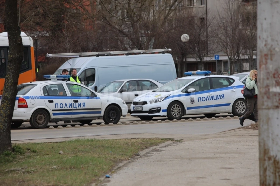 Полицаи намериха кетамин в имот в Бутан, има задържани