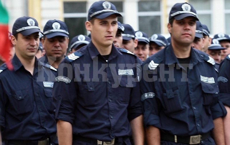 Търсят с конкурс полицаи за Лом, Вършец и Монтана