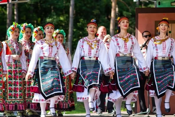Безплатен транспорт за фолклорния събор „Леденика“