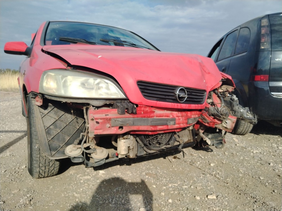 Самокатастрофирал автомобил във Враца