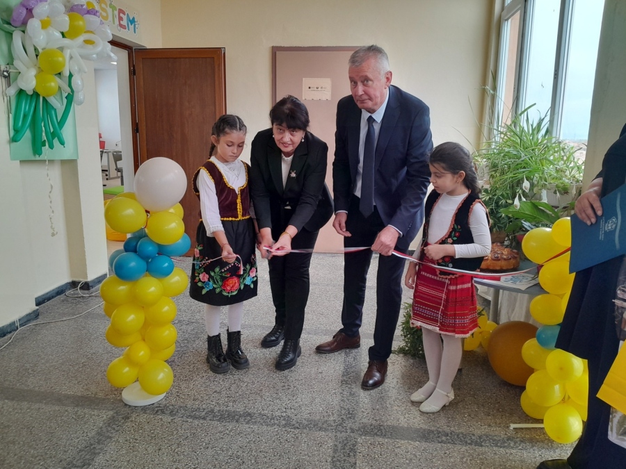 Кабинет по роботика откриха във Видинско училище