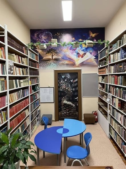  Възобновена училищна библиотека в СУ \