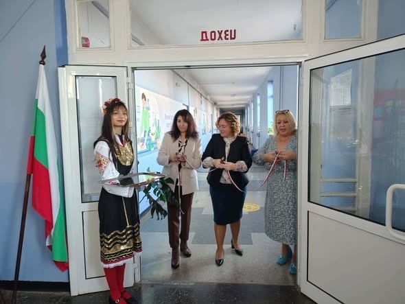 Център за хуманитарни науки откриха в ПГ „Елисавета Багряна“ – Бяла Слатина