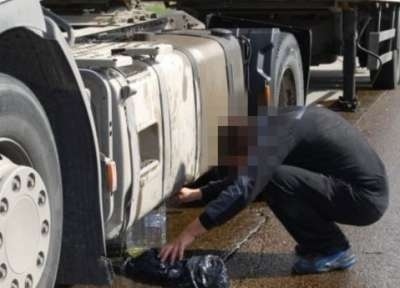 700 литра гориво откраднаха от турски камион