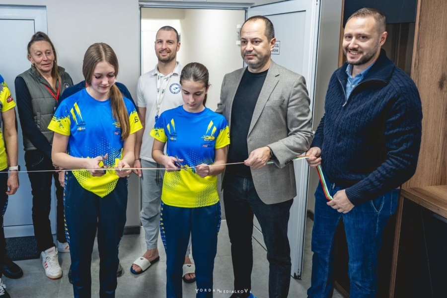 Покритият плувен басейн във Враца е обновен за първи път от над 50 години