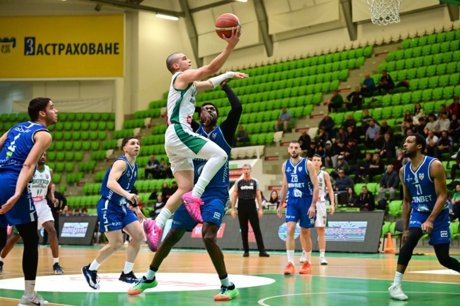 Ботев 2012 удари здраво Спартак