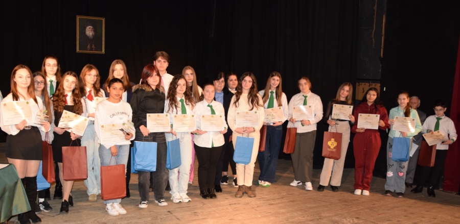 Наградиха участниците в конкурса за есе и рисунка, посветен на 210-годишнина от рождението на Екзарх Антим I във Видин