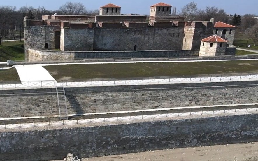 Продължава реставрацията на „Крепостни стени на турско кале“ във Видин
