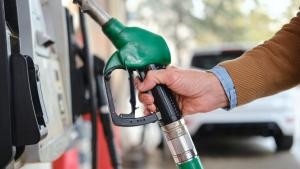 НАП: Горивата в България скочиха с до 37% от началото на конфликта в Иран