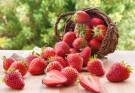 Вкусни и полезни: Защо ягодите са суперхрана за тялото и мозъка