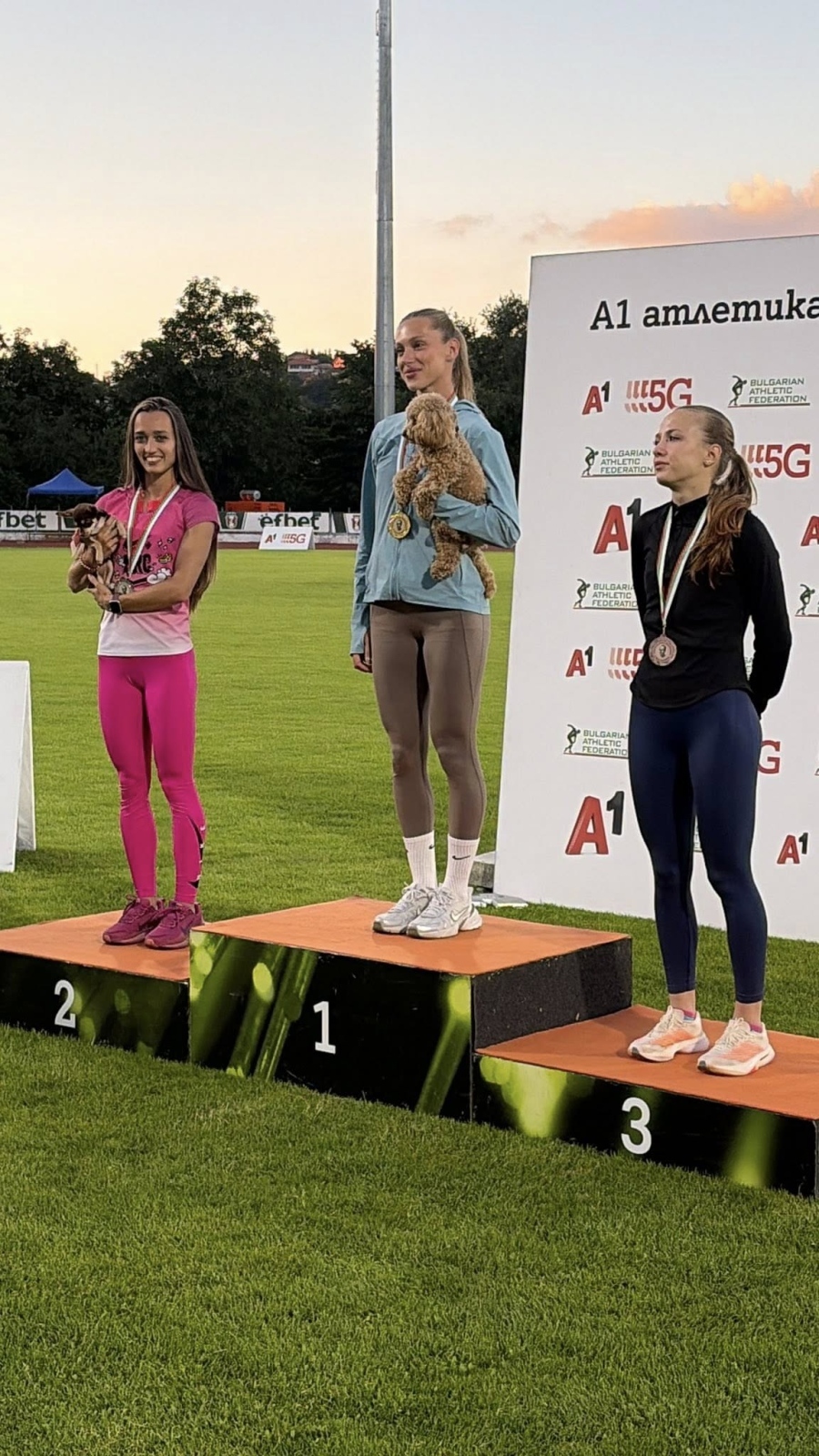 Златен дубъл за Кристен Радуканова