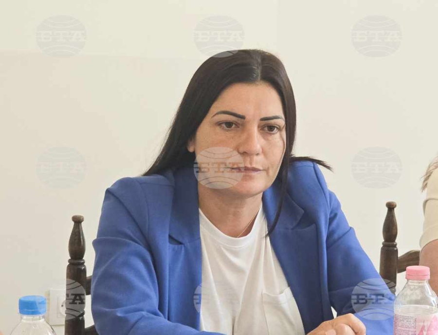 Кметът на Мизия Валя Берчева ще настоява за лична среща с министър Иван Шишков заради забавени държавни плащания за ремонти