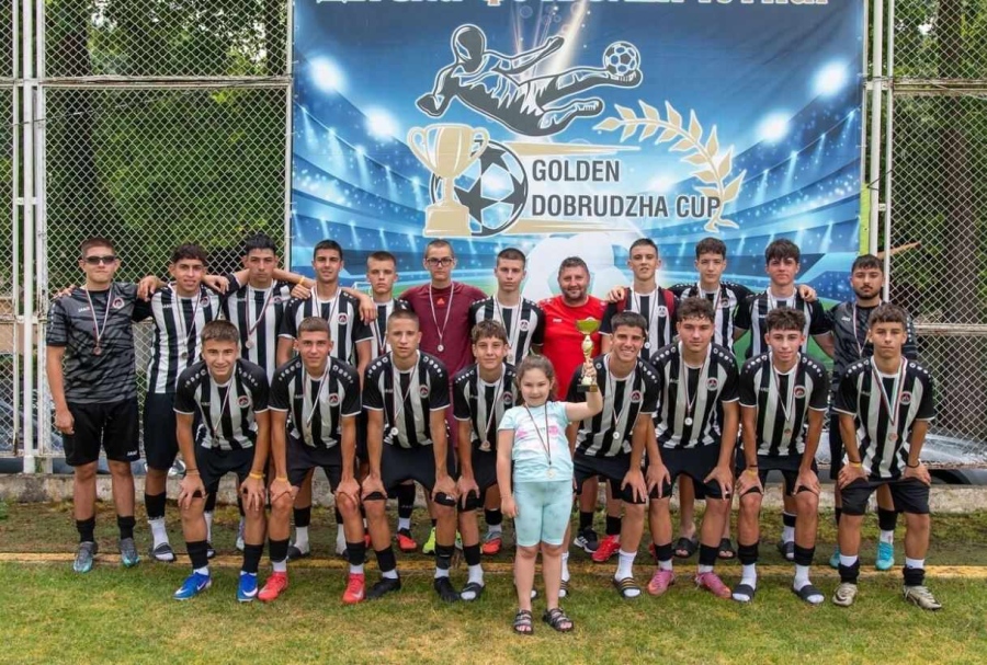 Успех за ДЮШ на „Локомотив“ Мездра