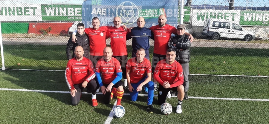 ФК Скалите посегна към шампионската купа в Лига Ветерани