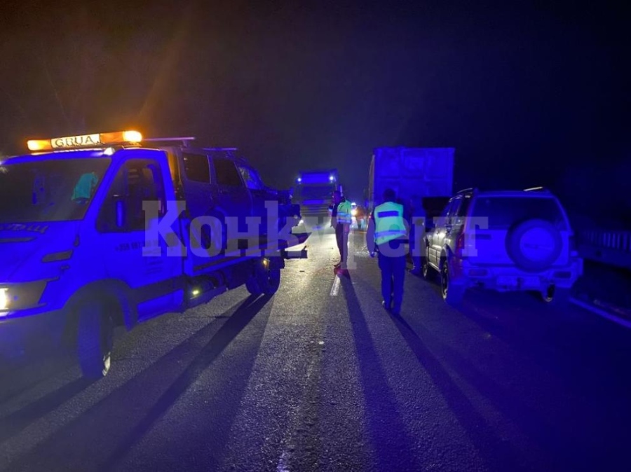 Верижна катастрофа блокира Подбалканския път, ударена е и патрулка 