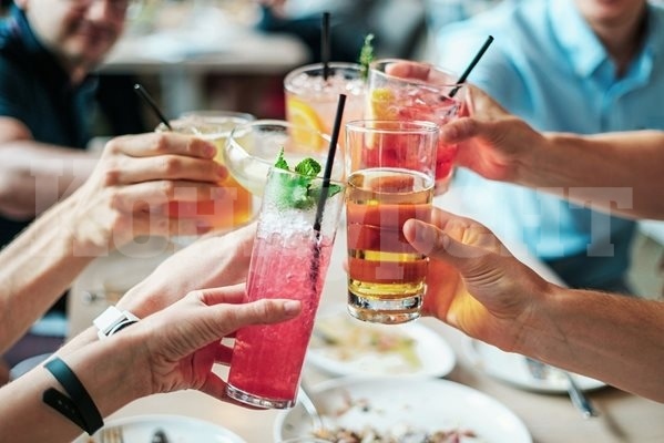 Защо Австралия забрани на аборигените да пият алкохол?