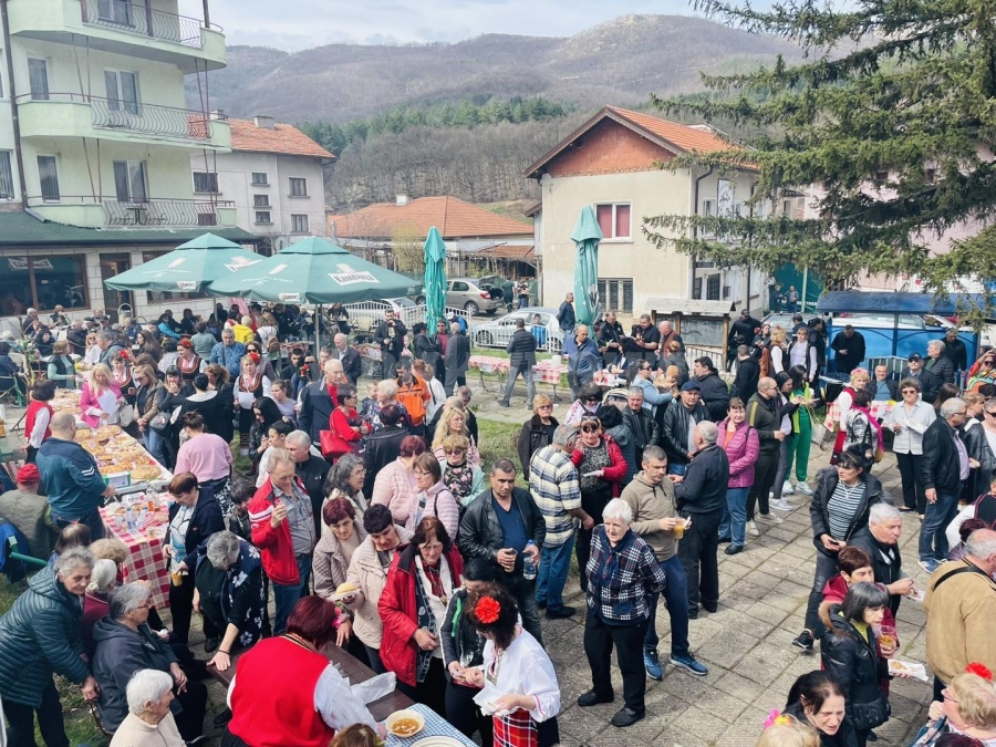 Стотици участват в празника “Згориградска олелия” СНИМКИ