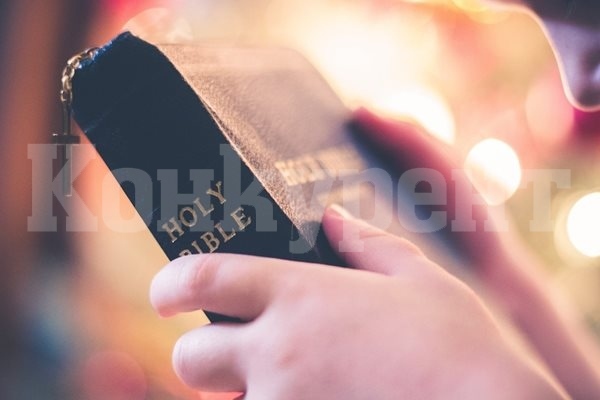 Осъдиха 2-годишно дете на доживотен затвор в Северна Корея, открили Библия в дома му